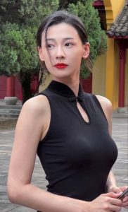 丁笑滢 原图去衣-脱衣论坛-社区-巨乳图库