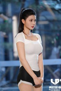 王星辰 原图去衣-脱衣论坛-社区-巨乳图库
