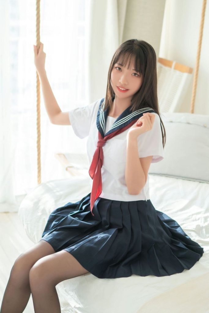 西瓜少女 处女嫩穴 黑丝JK 写真集 3-巨乳图库