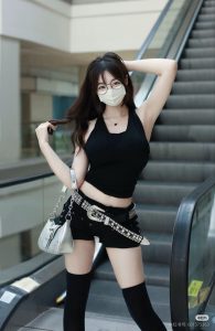 半口小希  图片去衣-脱衣论坛-社区-巨乳图库