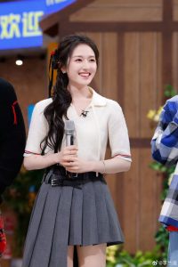 李兰迪   原图去衣-脱衣论坛-社区-巨乳图库