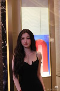 虞书欣 原图去衣 3-脱衣论坛-社区-巨乳图库