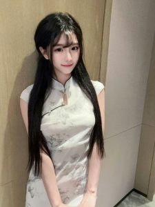 张雅倩 原图去衣 1-脱衣论坛-社区-巨乳图库