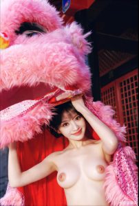 多位女星全裸贺岁 1-脱衣论坛-社区-巨乳图库