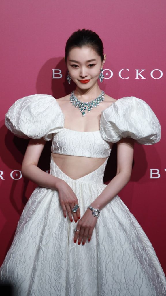 小说：美足地图（宋轶) 第3章-巨乳图库