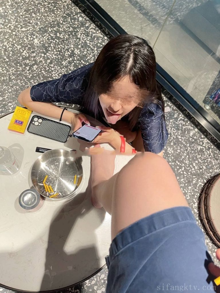 26.8.20 精选每日福利美图 极品-巨乳图库